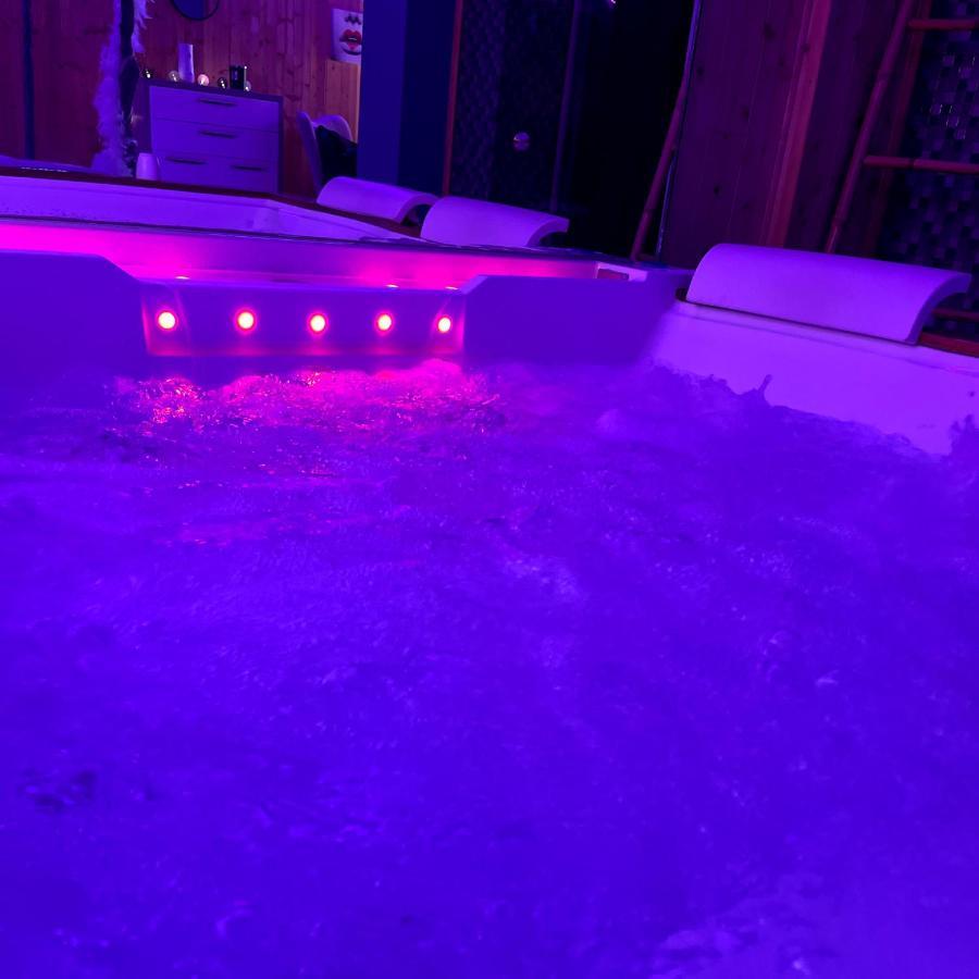 Aux 67 Nuances - Spa Châtenois Buitenkant foto